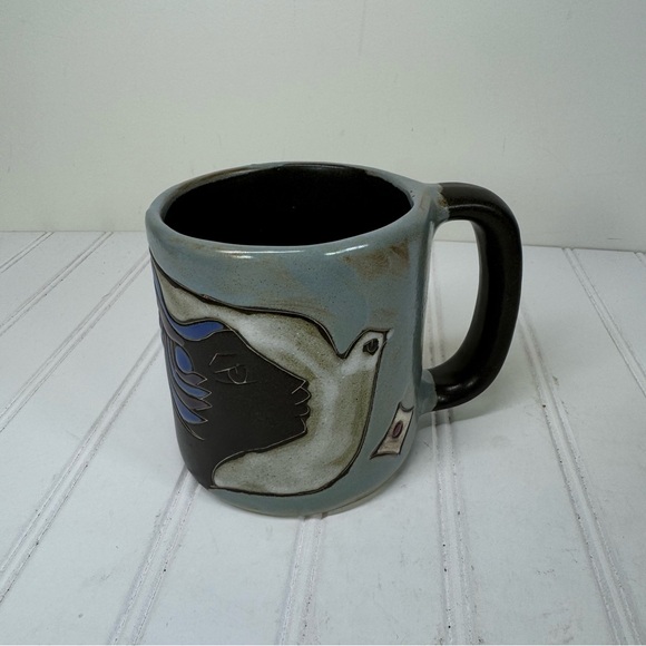 Mara Stoneware of Mexico Dove coffee mug - Picture 1 of 3